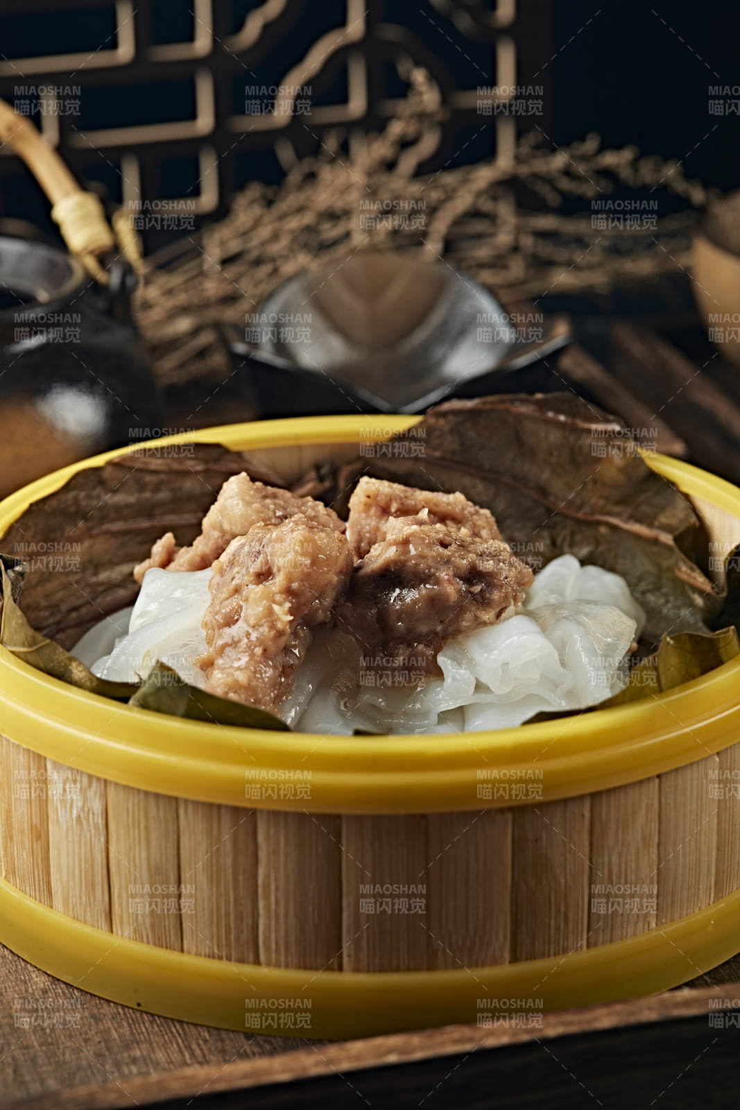 粉蒸排骨蒸肠粉图片