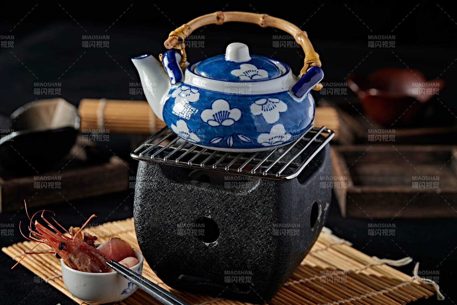 日料煮茶海鲜图片