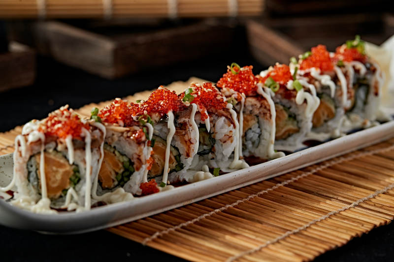 金甲蟹子寿司卷图片