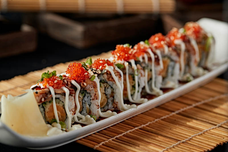 金甲蟹子寿司卷图片