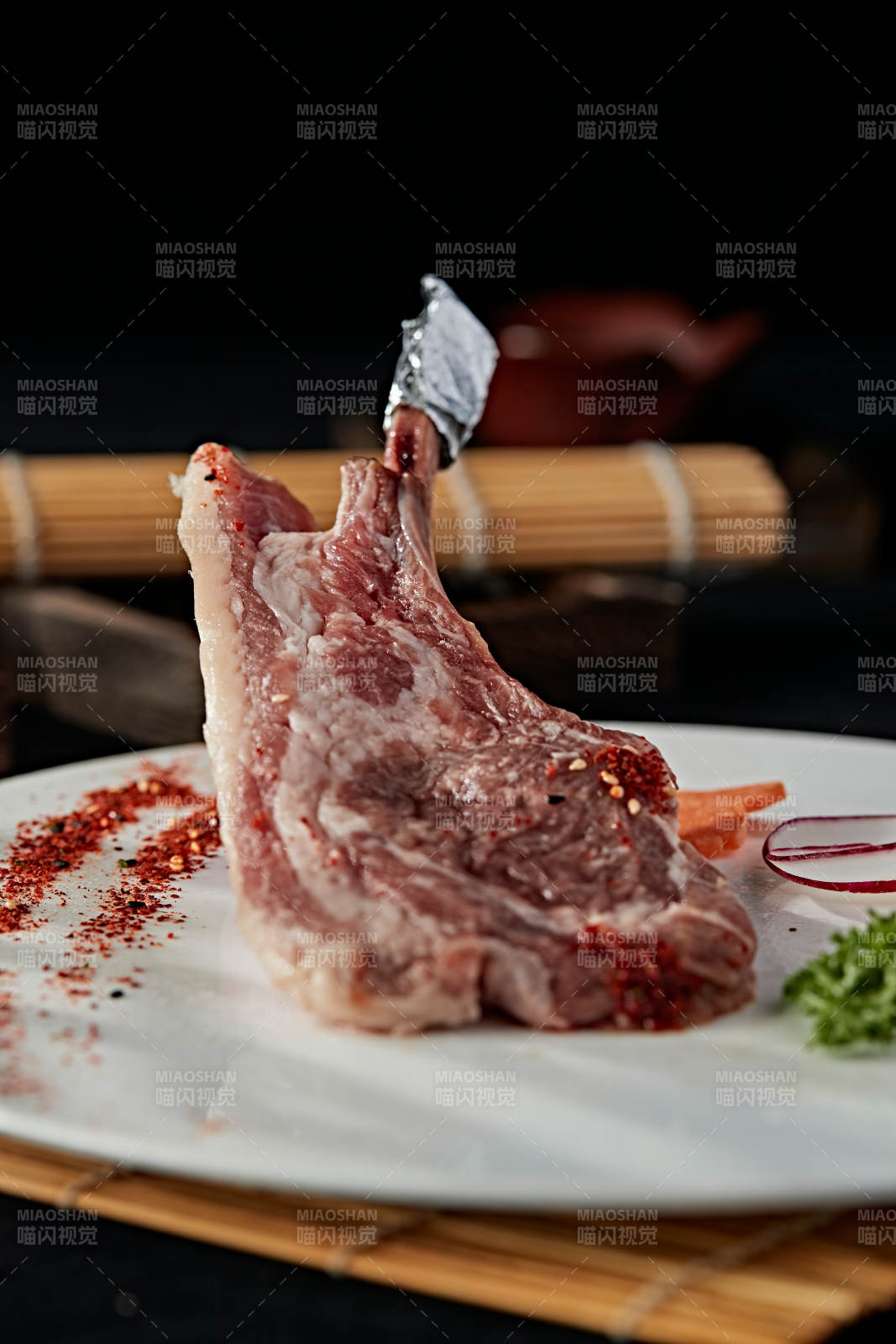 波尔多法式铁板羊排图片