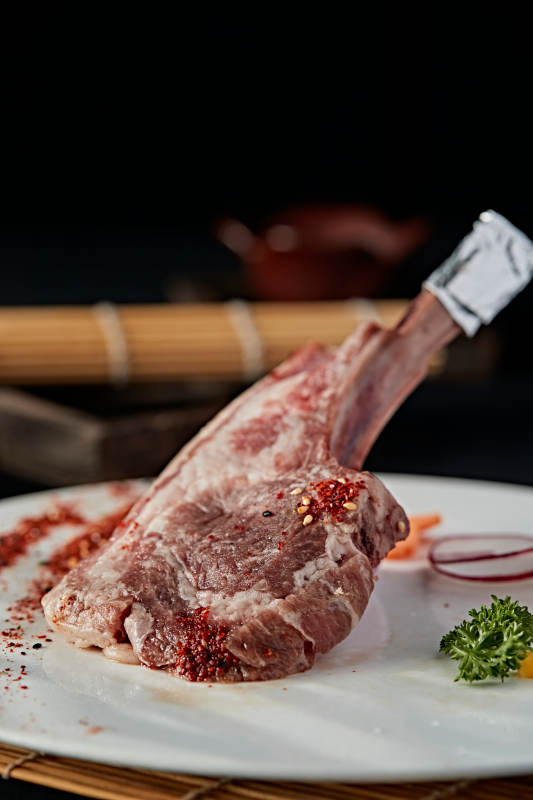 波尔多法式铁板羊排图片