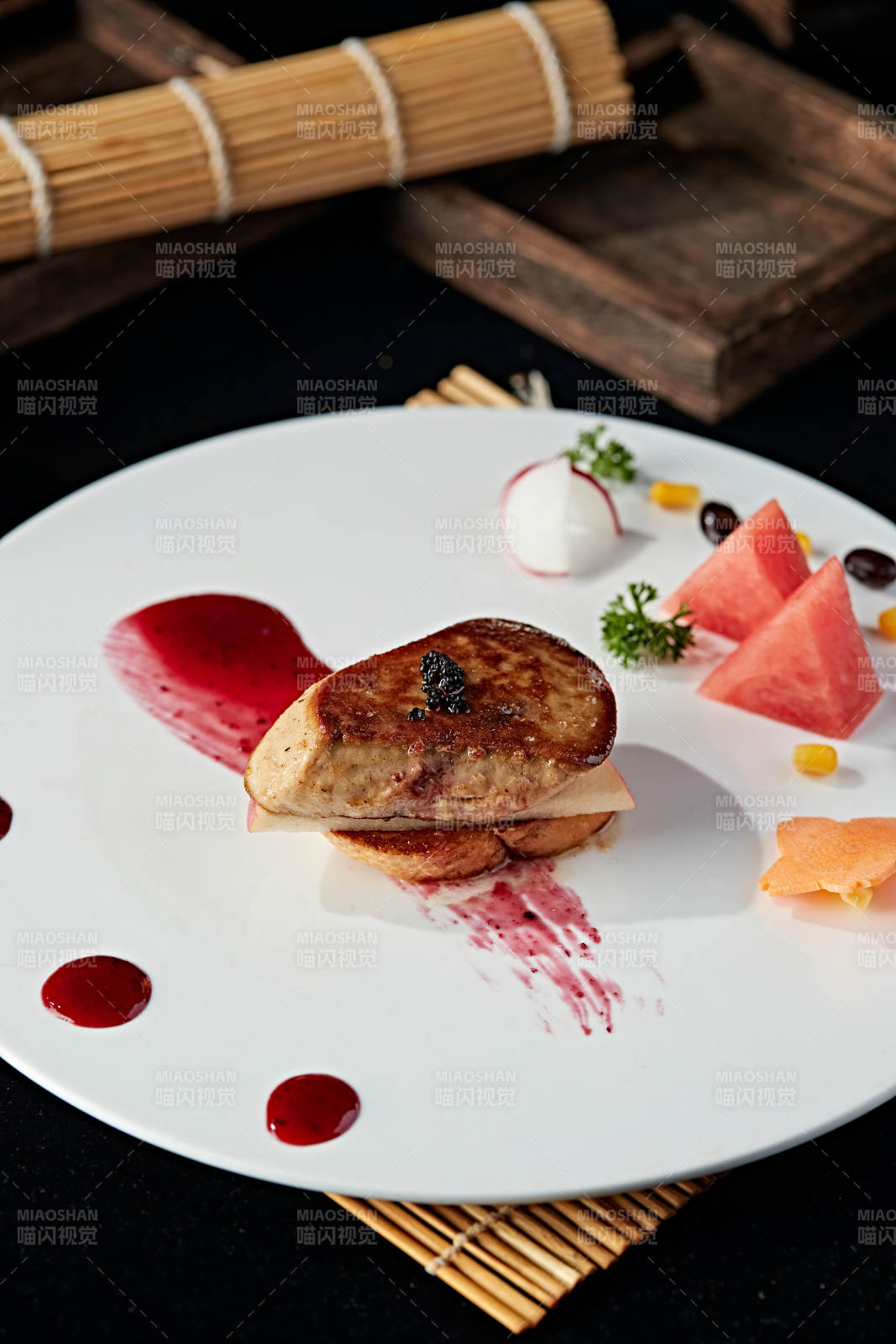 香煎法式鹅肝图片