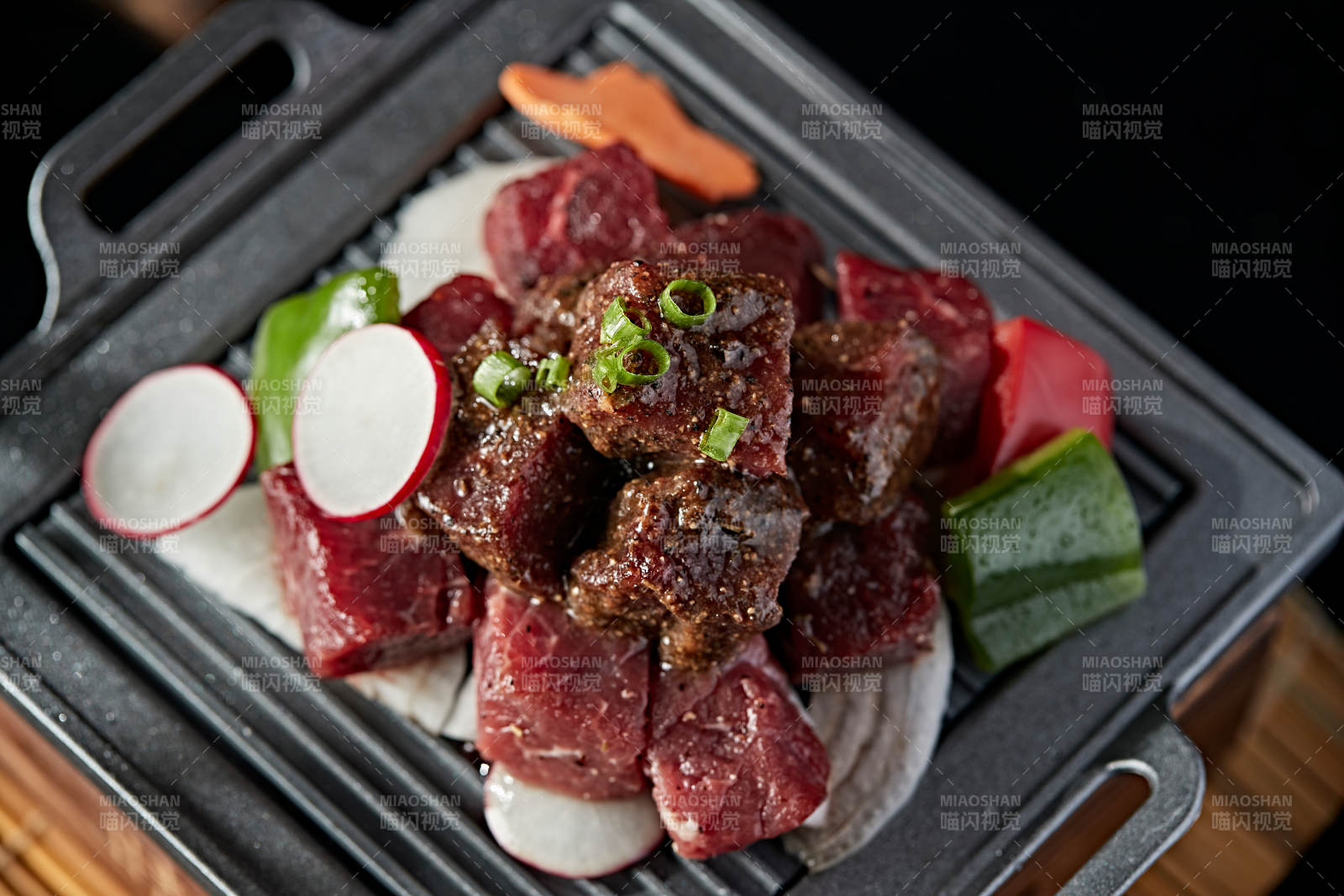 日料铁板神户牛仔粒图片