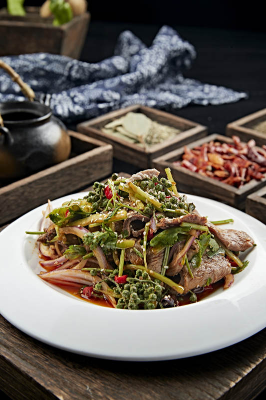 藤椒洋葱丝凉拌牛腱肉图片