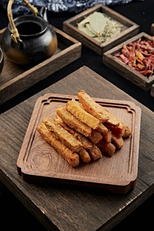 油炸美味地瓜薯条图片