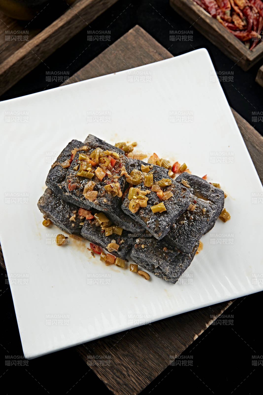 油炸长沙火宫殿臭豆腐图片