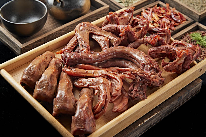 卤味鸭货拼盘图片