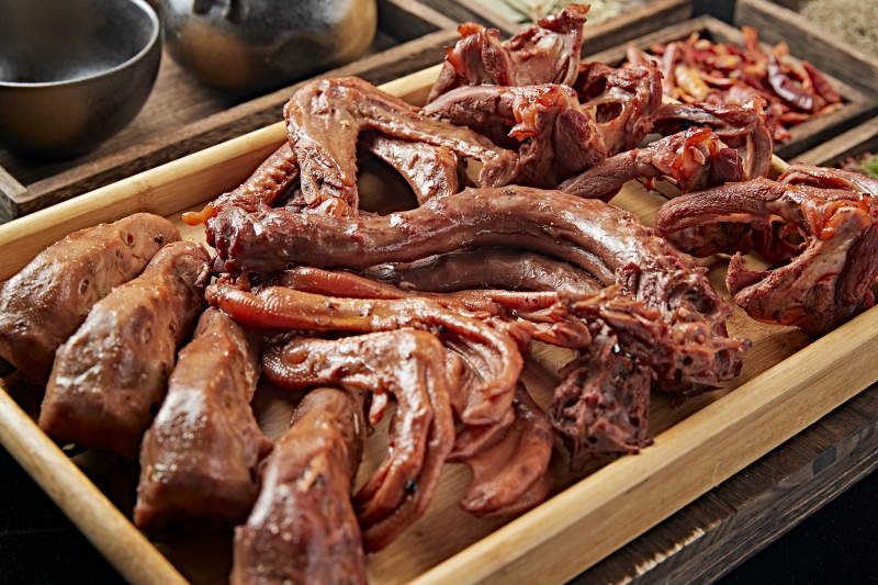 卤味鸭货拼盘图片