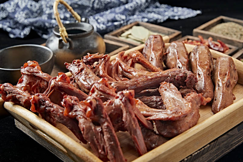 卤味鸭货拼盘图片