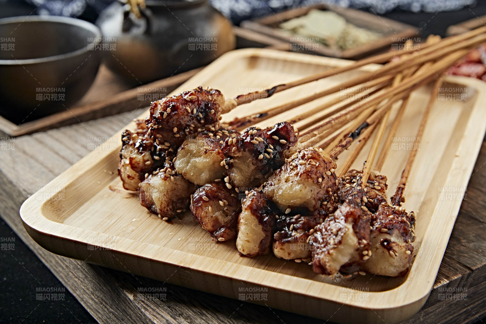 刷酱炭烤美味豆腐糕图片