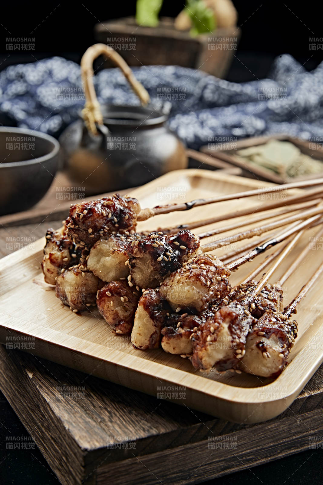 刷酱炭烤美味豆腐糕图片