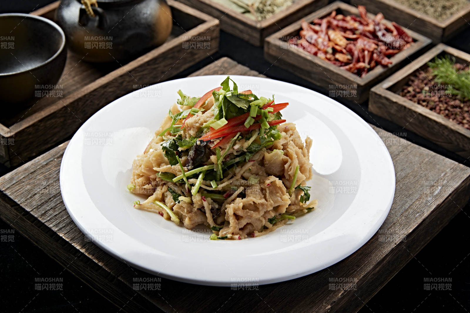 张家口地方美食凉拌莜面图片