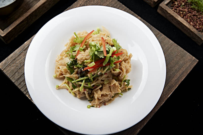 张家口地方美食凉拌莜面图片