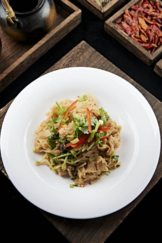 张家口地方美食凉拌莜面图片