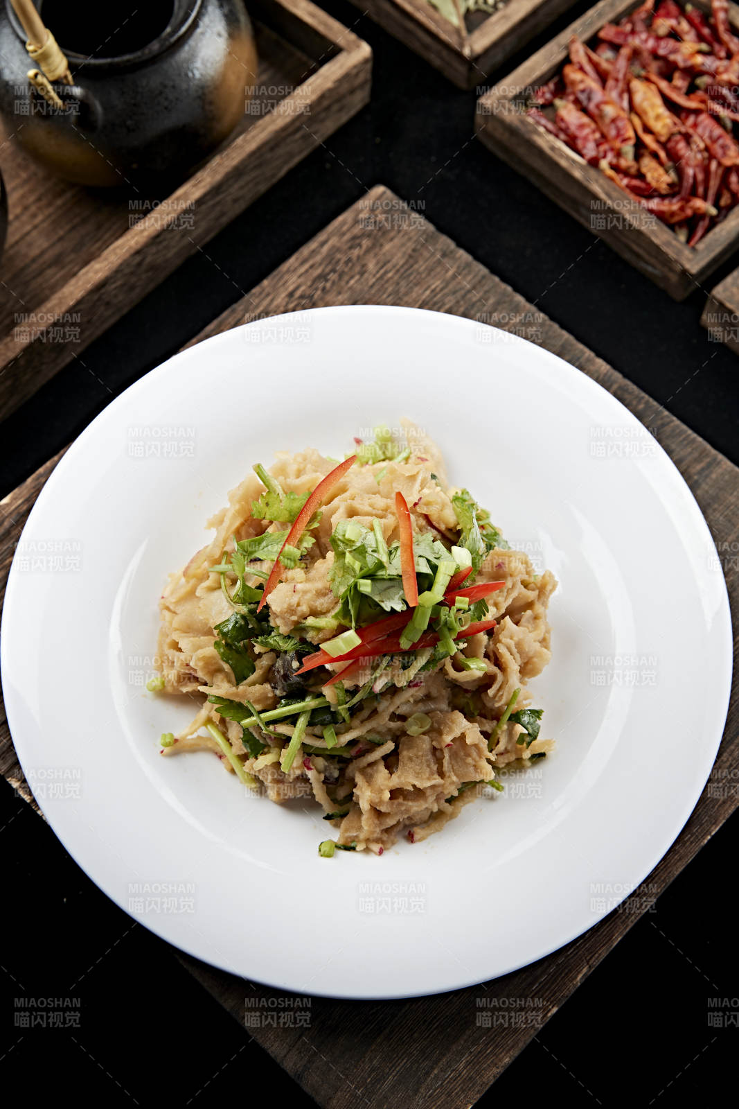 张家口地方美食凉拌莜面图片