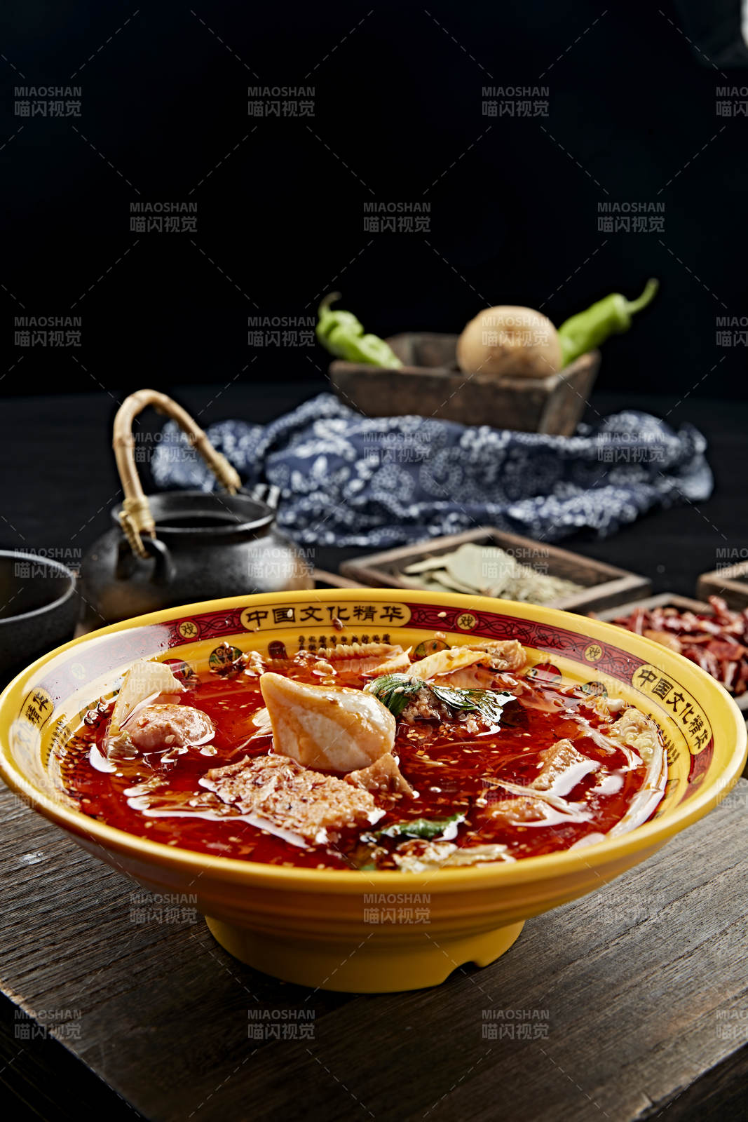 一碗麻辣烫图片