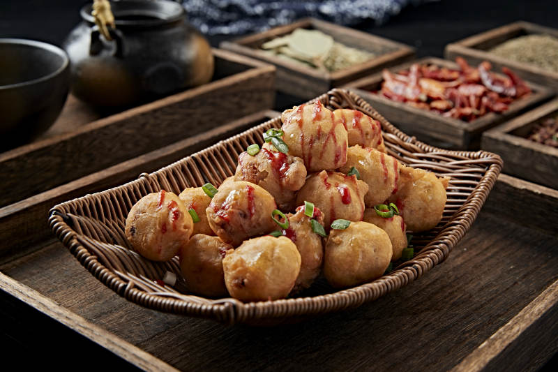 日料小吃章鱼丸子图片