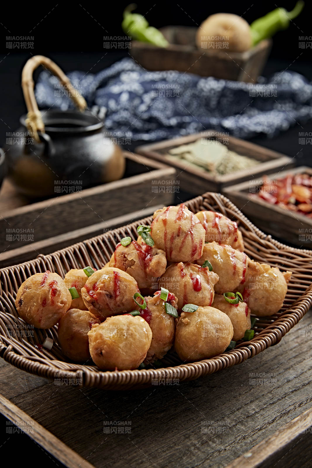 日料小吃章鱼丸子图片