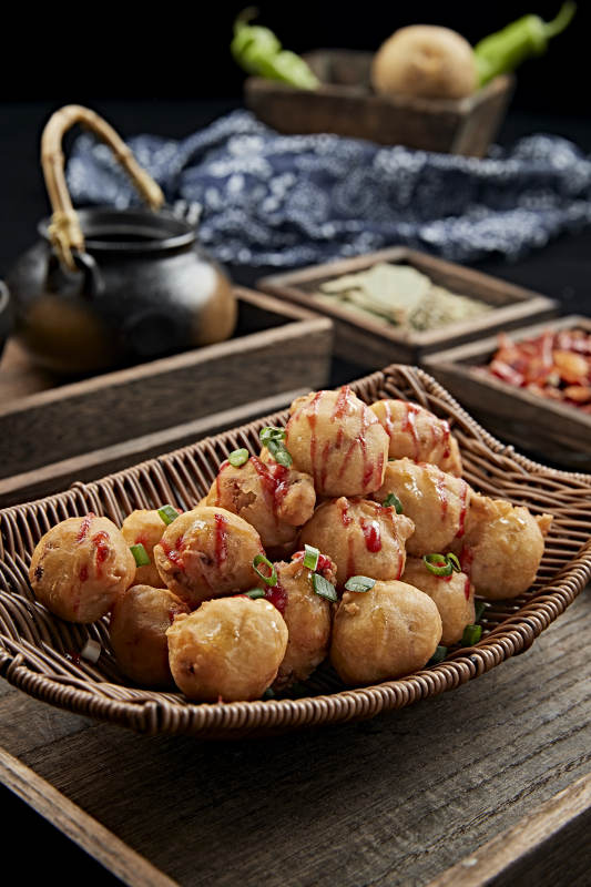 日料小吃章鱼丸子图片