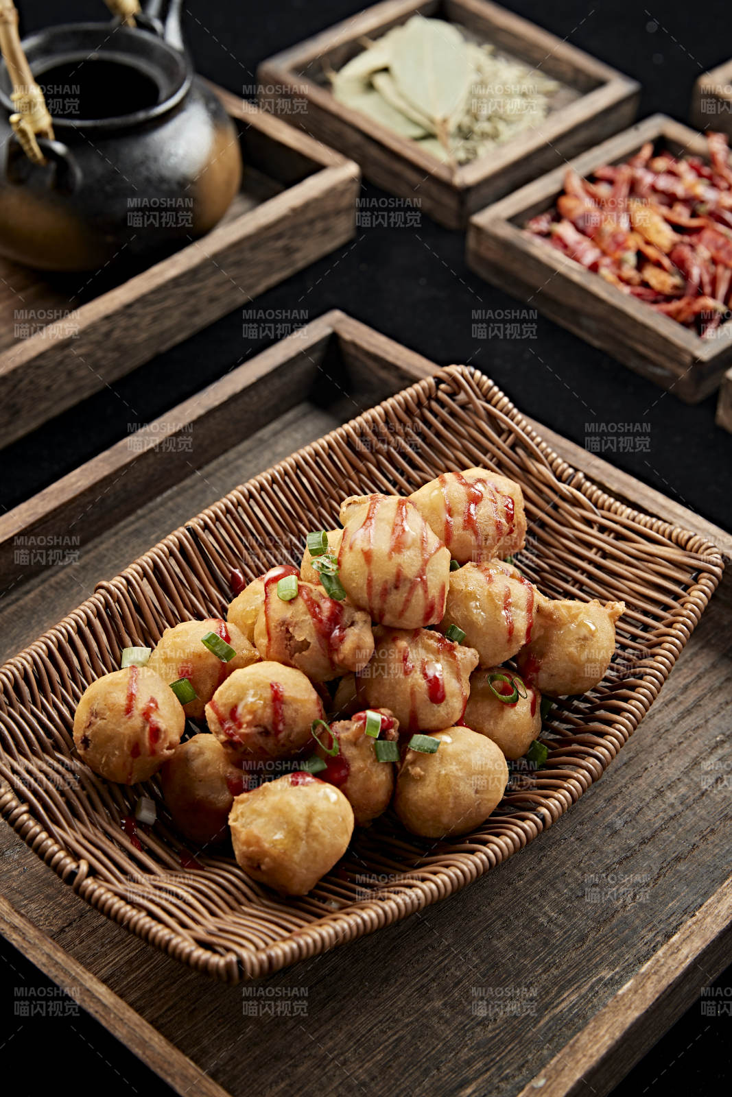 日料小吃章鱼丸子图片