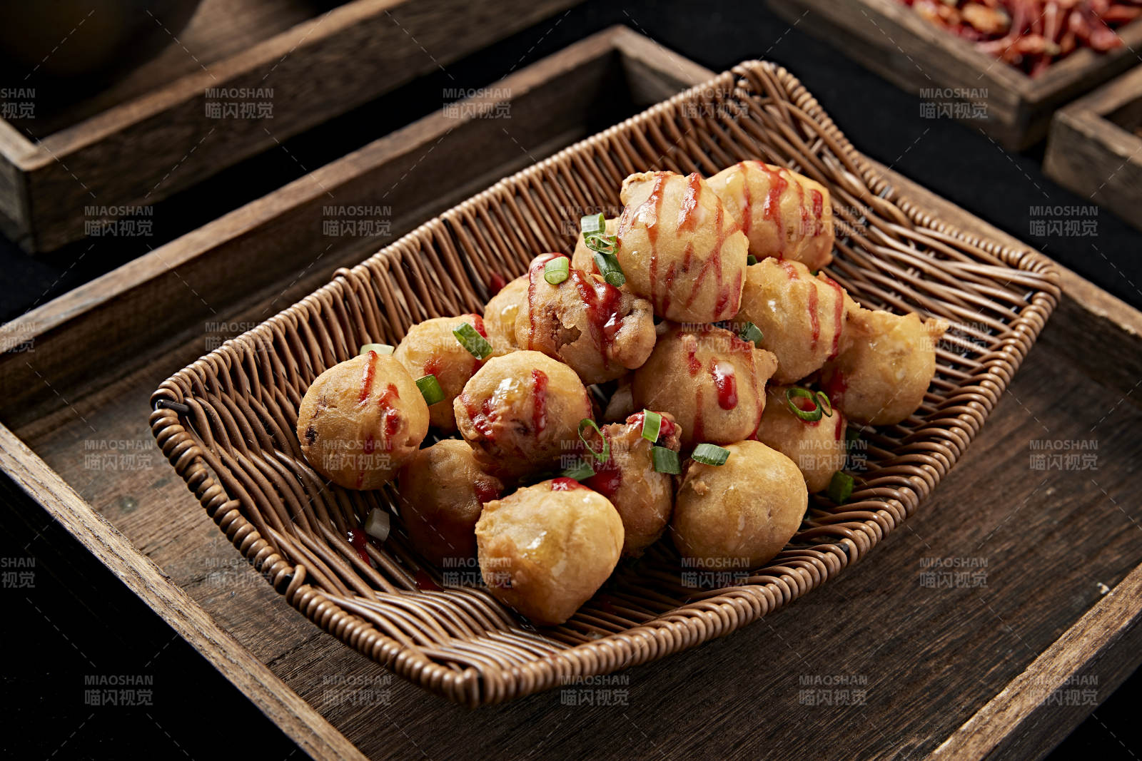 日料小吃章鱼丸子图片