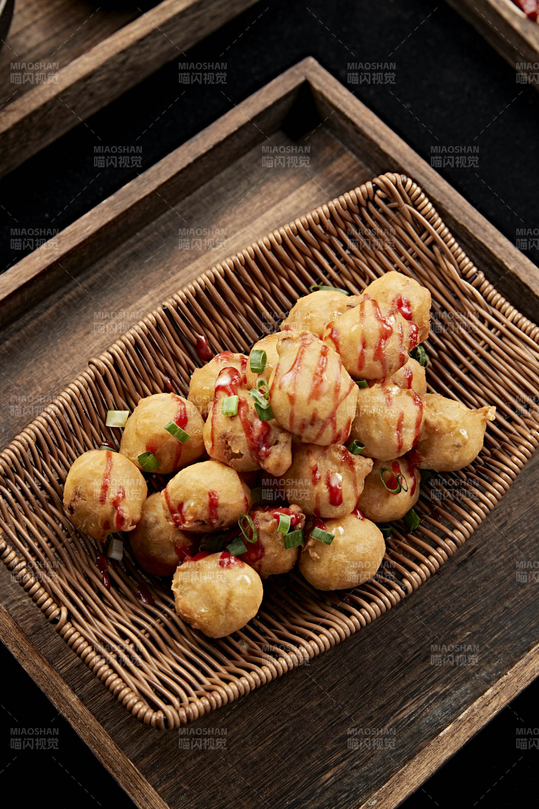 日料小吃章鱼丸子图片