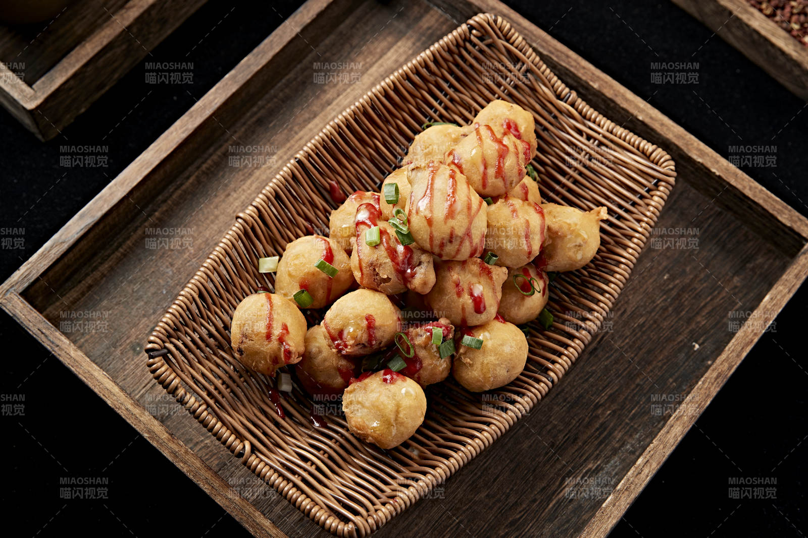 日料小吃章鱼丸子图片