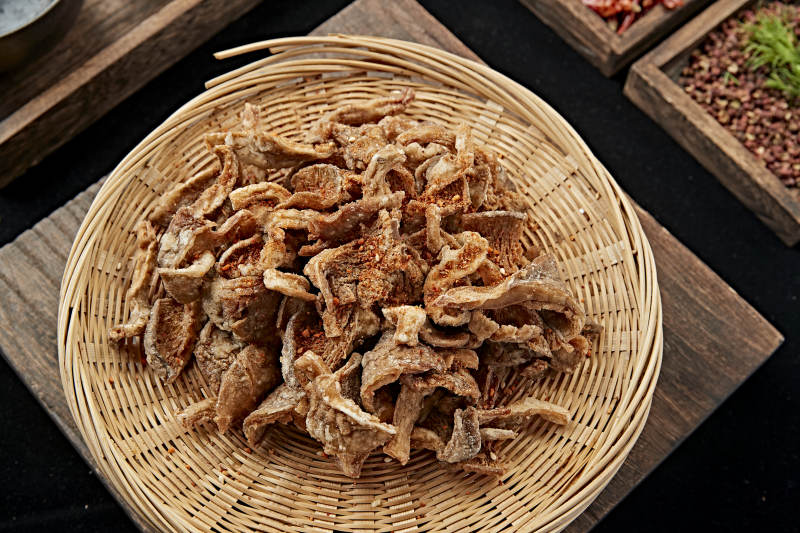 散粉干炸平菇图片