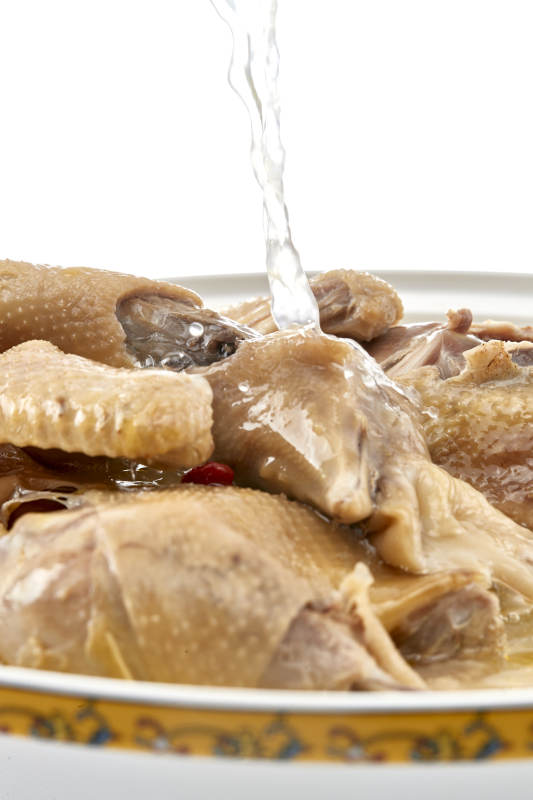 滋补枸杞红枣老鸡汤图片