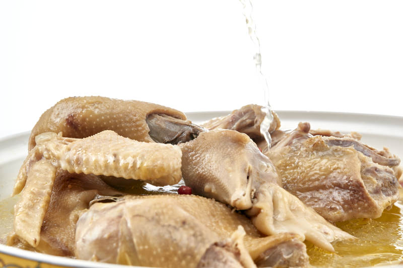 滋补枸杞红枣老鸡汤图片