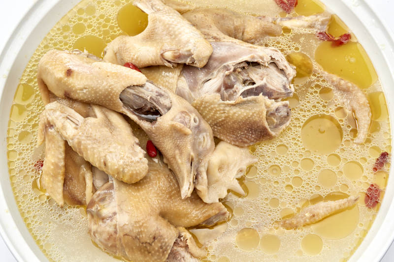 滋补枸杞红枣老鸡汤图片