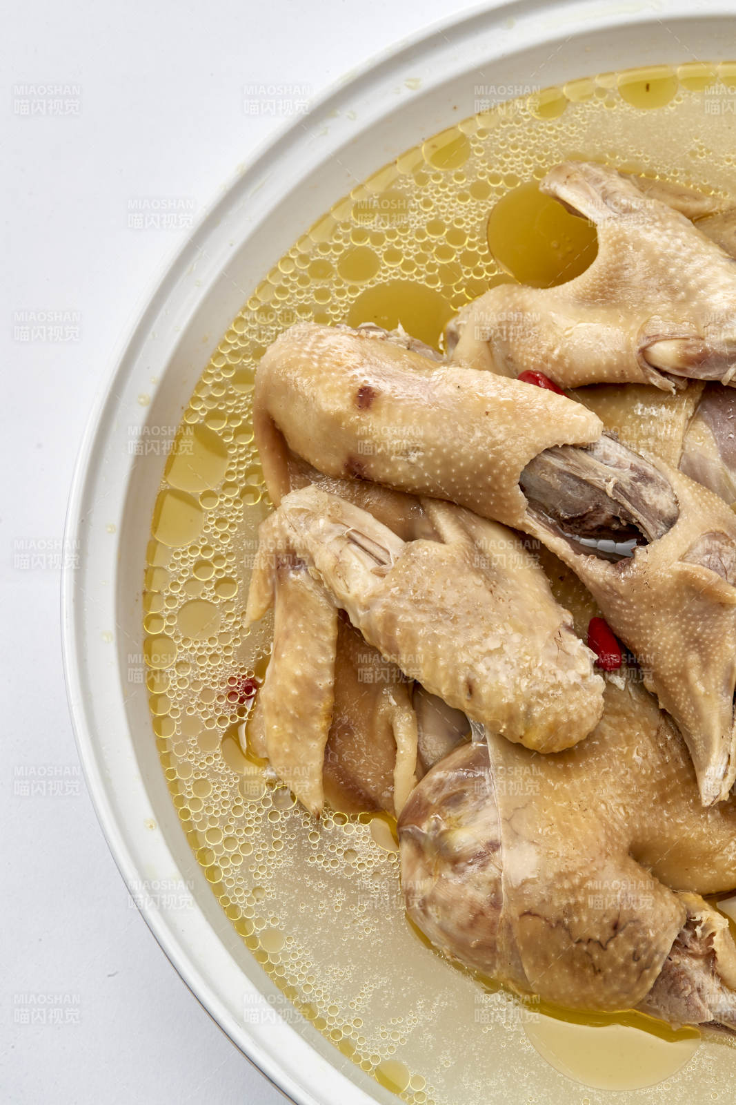 滋补枸杞红枣老鸡汤图片