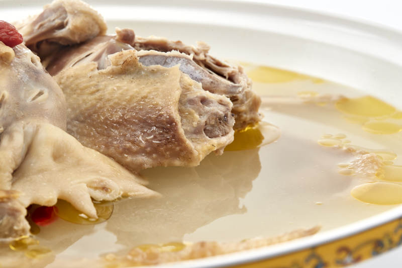 滋补枸杞红枣老鸡汤图片