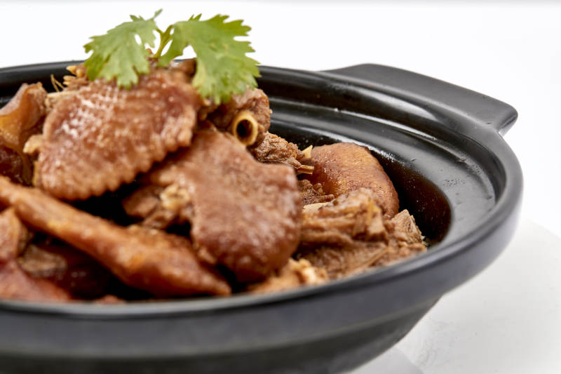 砂锅酱香鸡图片