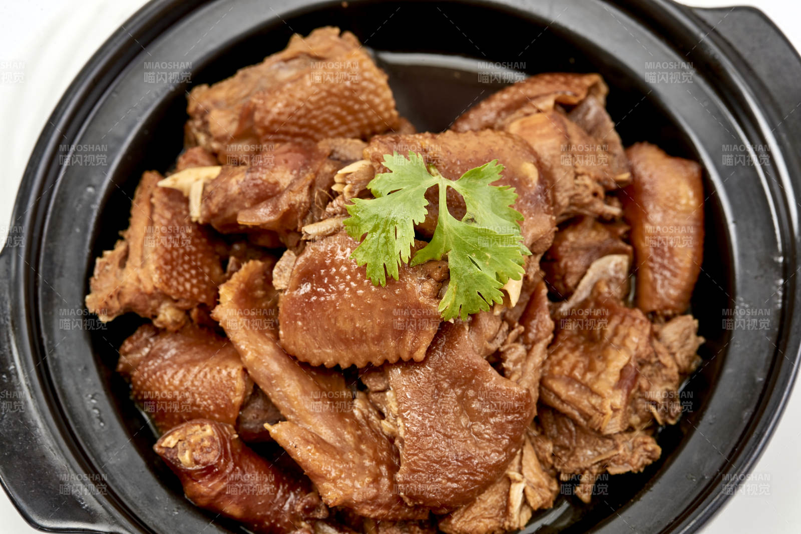 砂锅酱香鸡图片