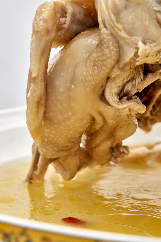 滋补枸杞红枣老鸡汤图片