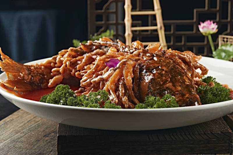 河北名菜金毛狮子鱼图片