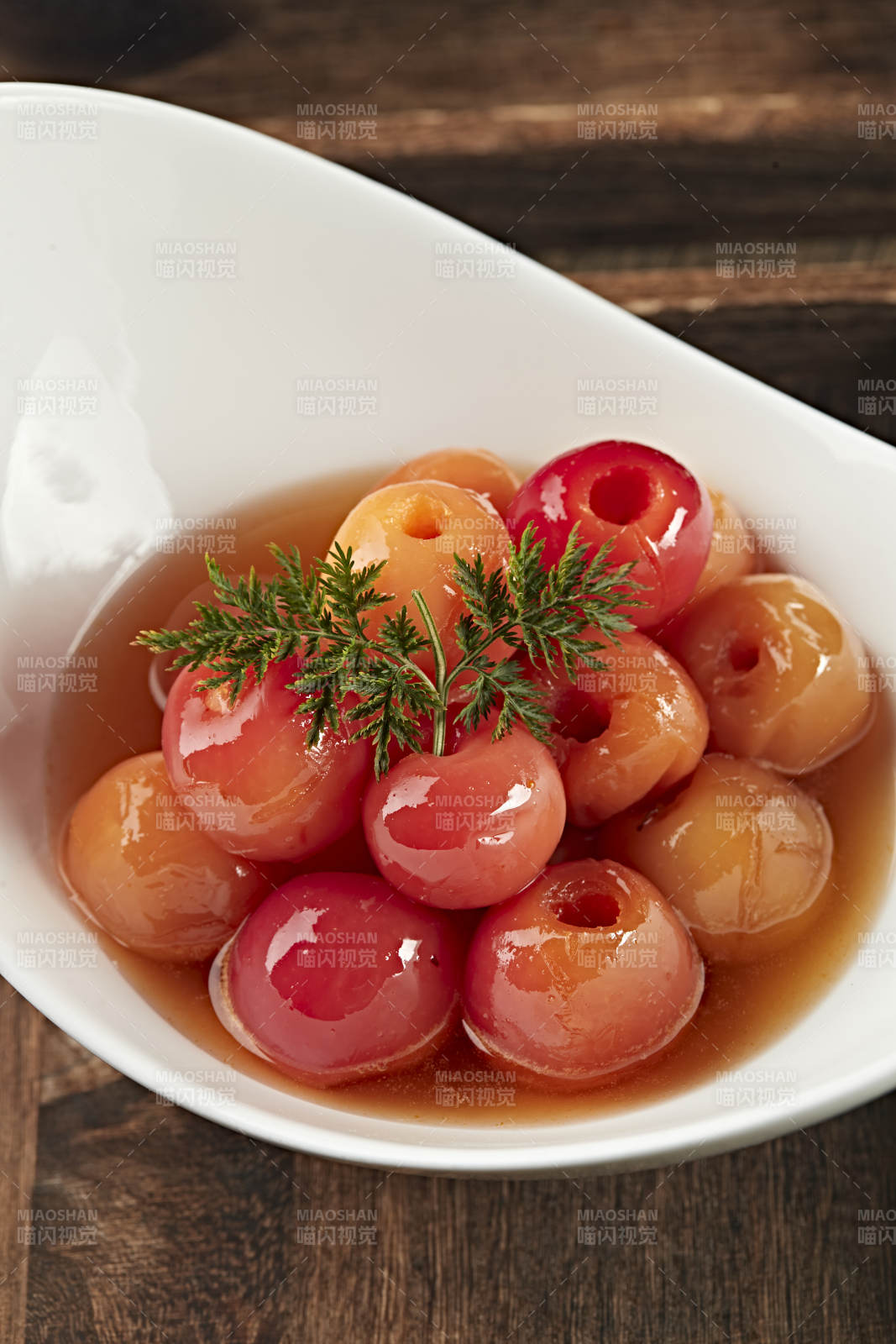 精美凉菜糖水山楂果图片