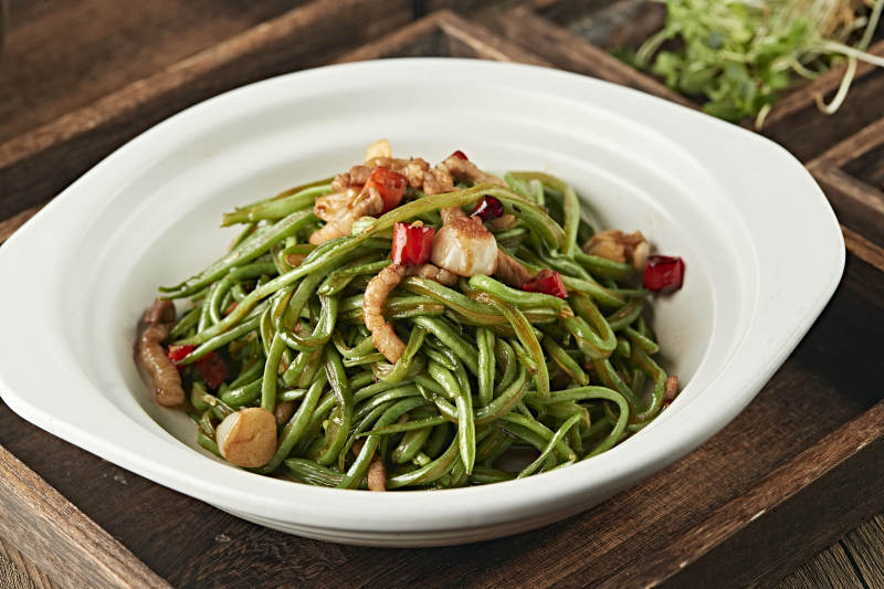 砂锅蒜香五花肉焗豆角丝图片