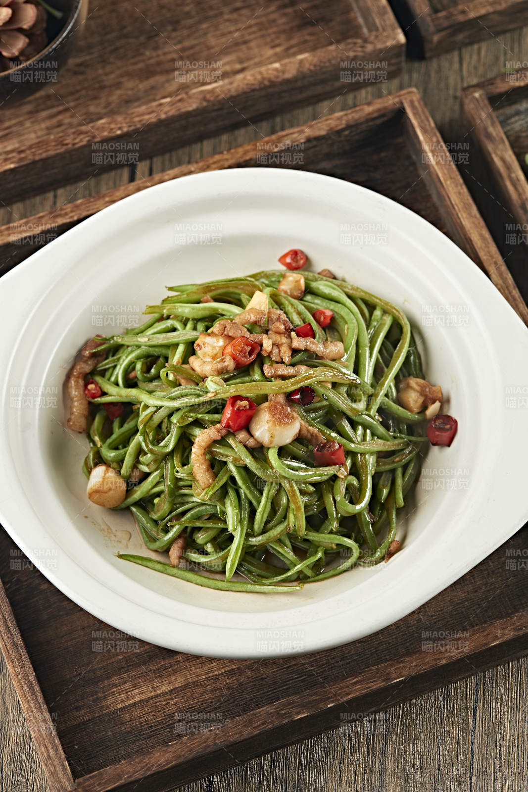 砂锅蒜香五花肉焗豆角丝图片