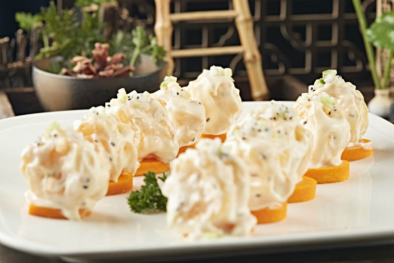 新派川菜芝士大虾球图片