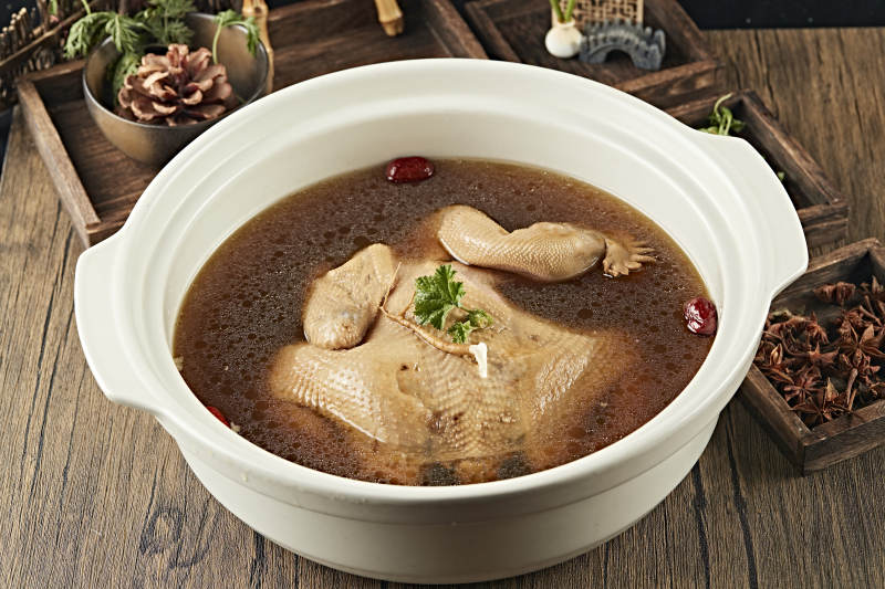 砂锅炖老母鸡图片