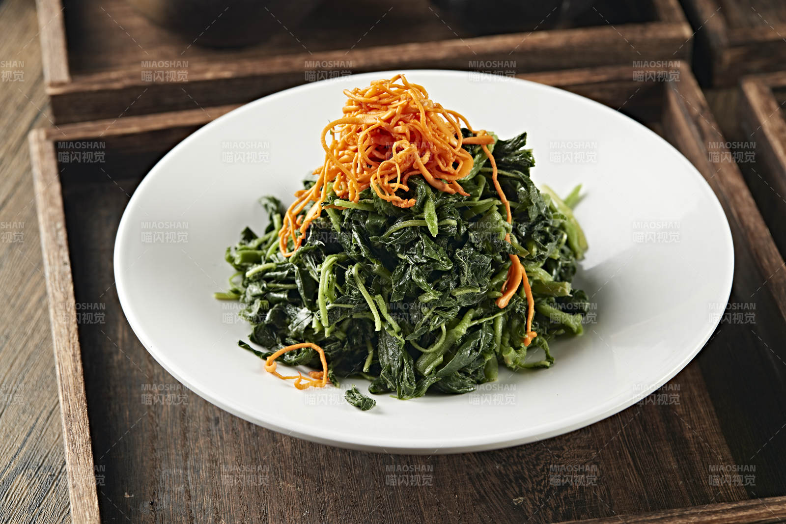 虫草花凉拌鸡毛菜图片