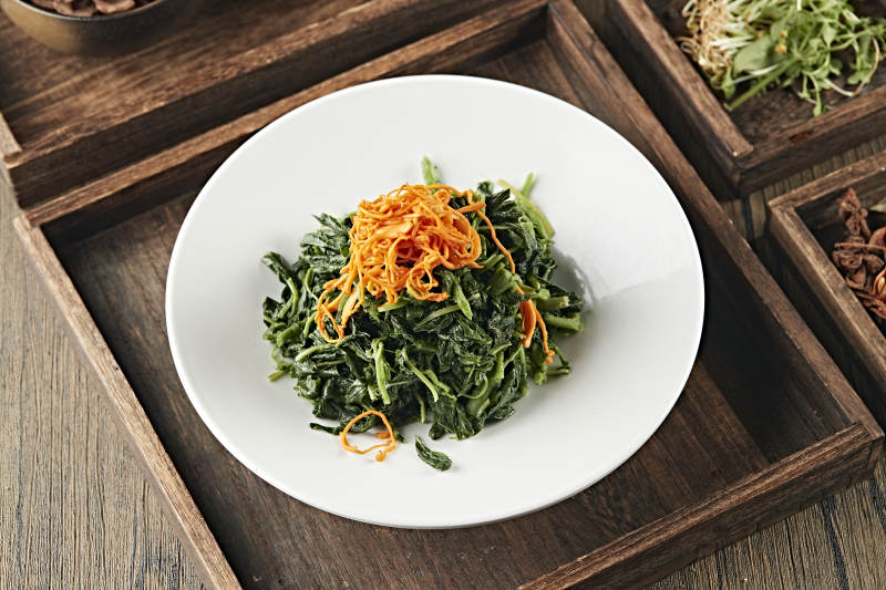 虫草花凉拌鸡毛菜图片