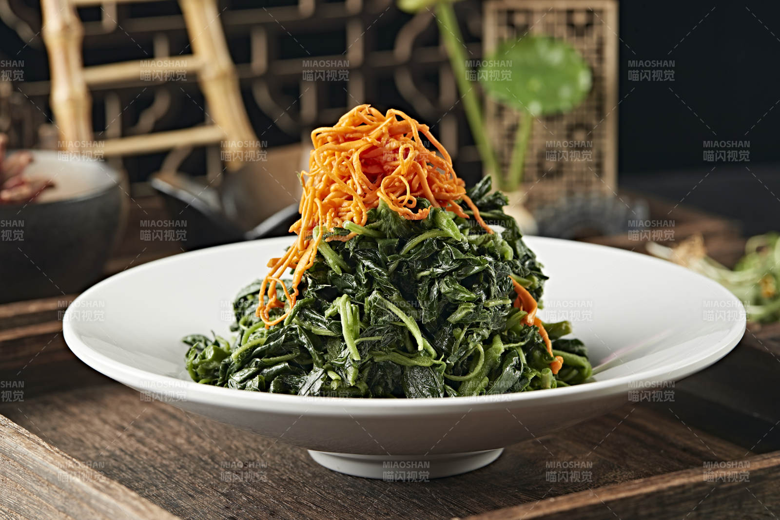 虫草花凉拌鸡毛菜图片