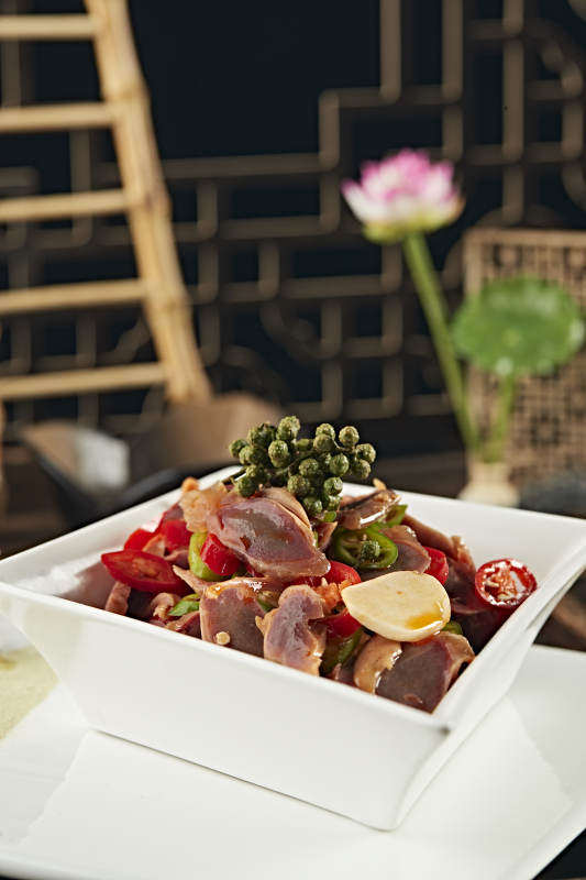 美味凉菜椒麻鸡胗片图片