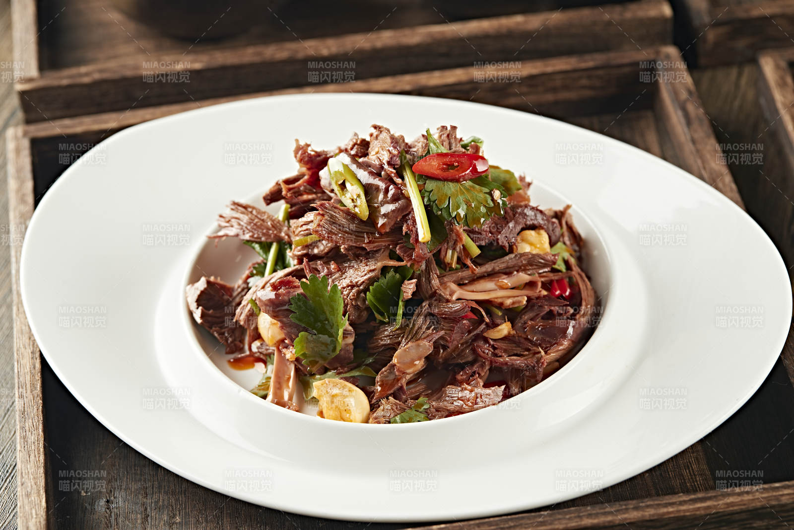 美味凉菜手撕驴肉图片