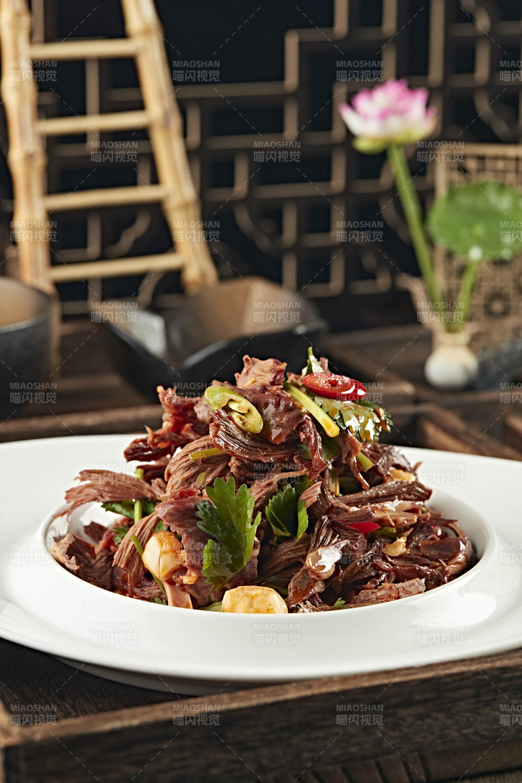 美味凉菜手撕驴肉图片