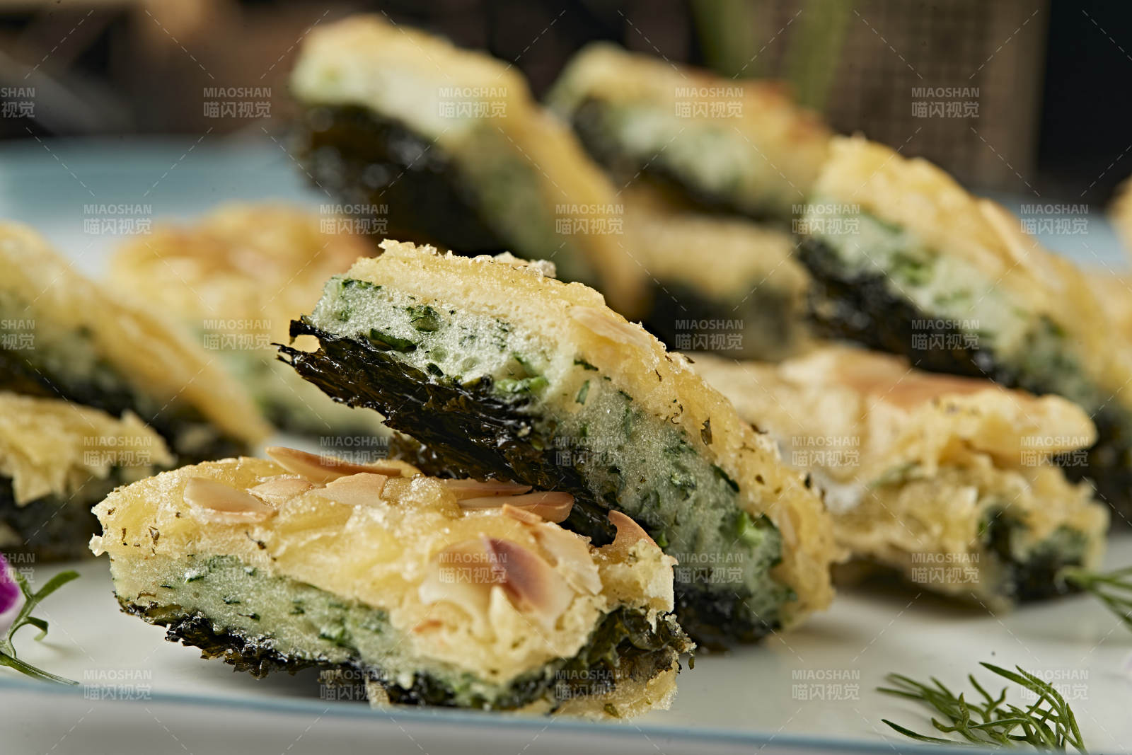 海苔紫菜蕨菜杏仁饼图片